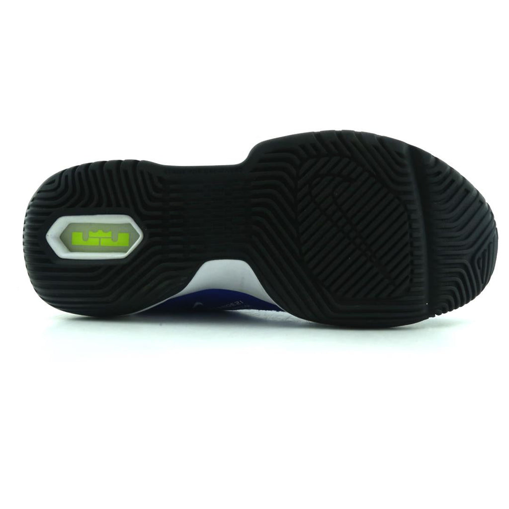 Nike Ambassador 11