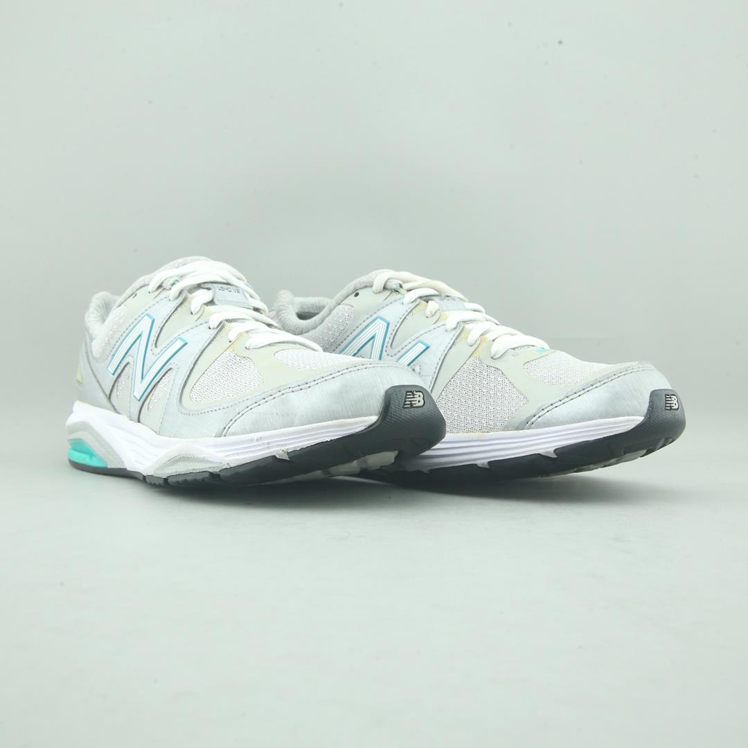 New Balance 1540V2