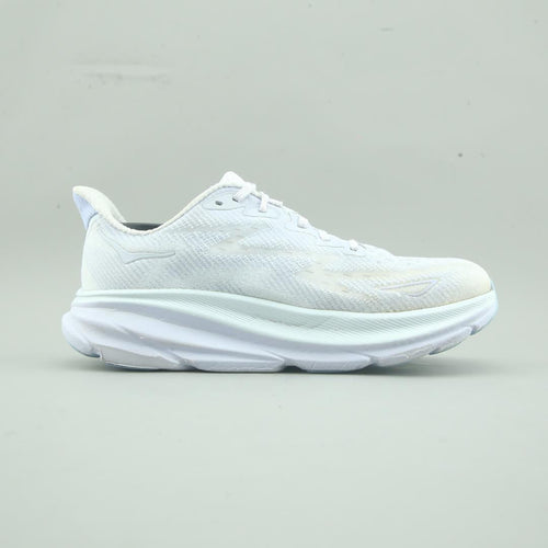Hoka One One Clifton 9