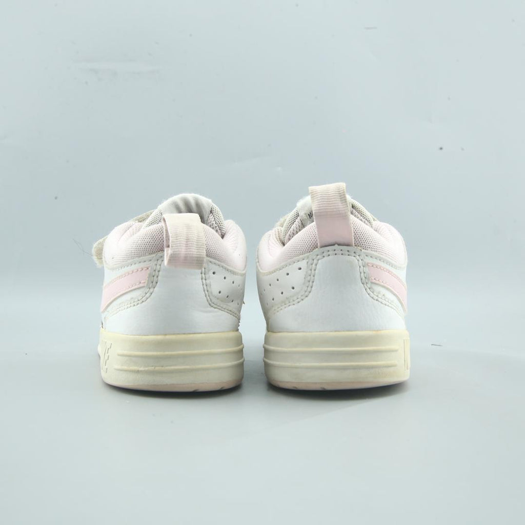 Nike Pico 5