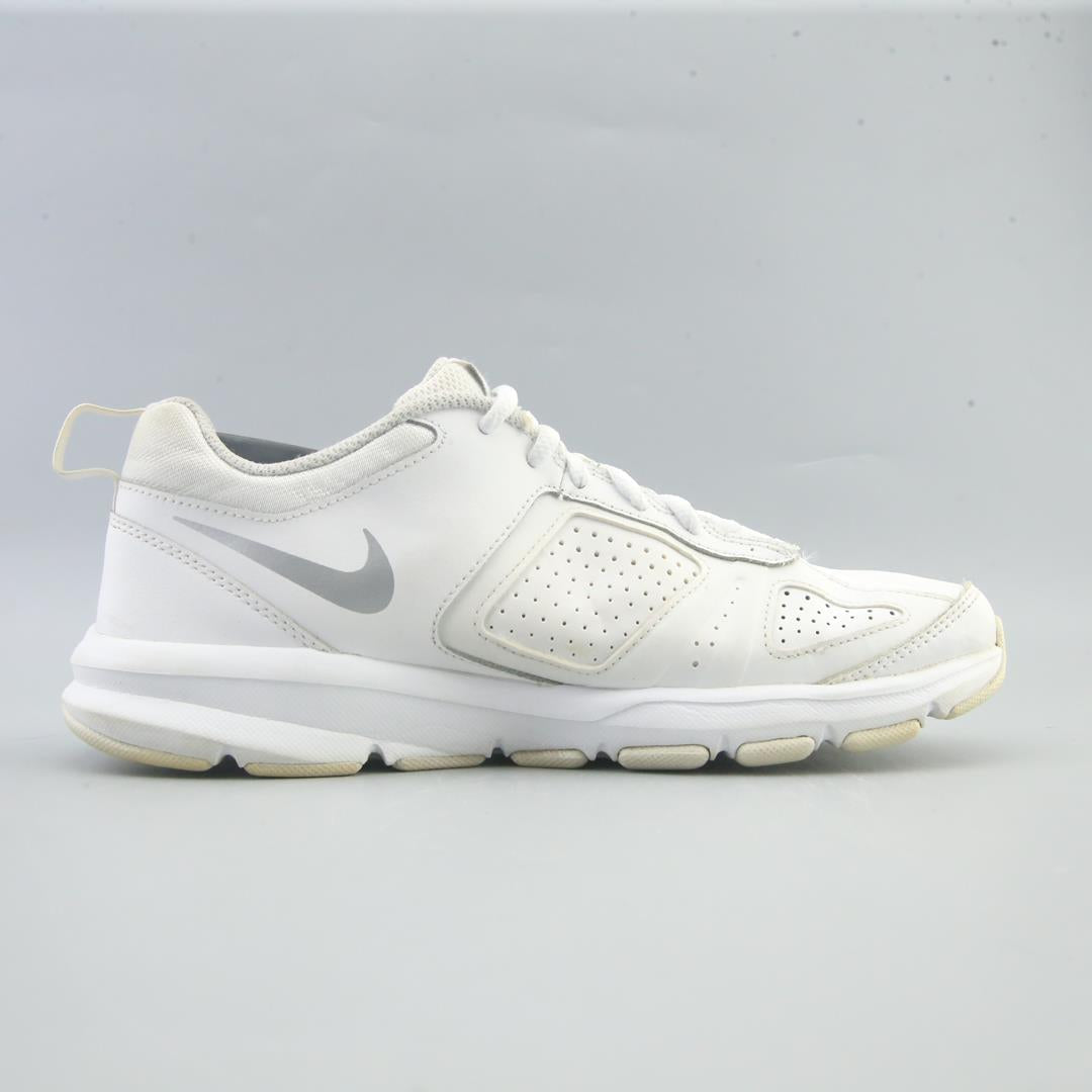 Nike T-Lite Xi