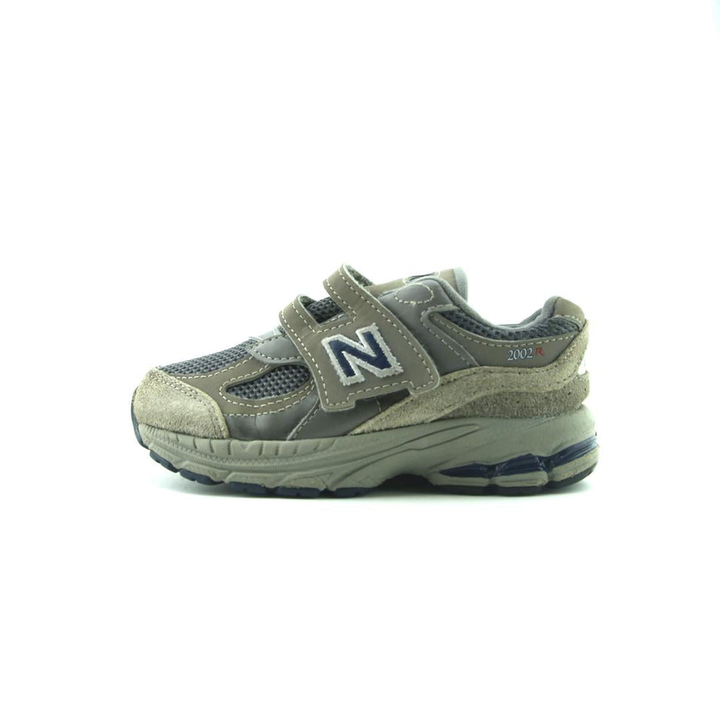 New Balance 2002R