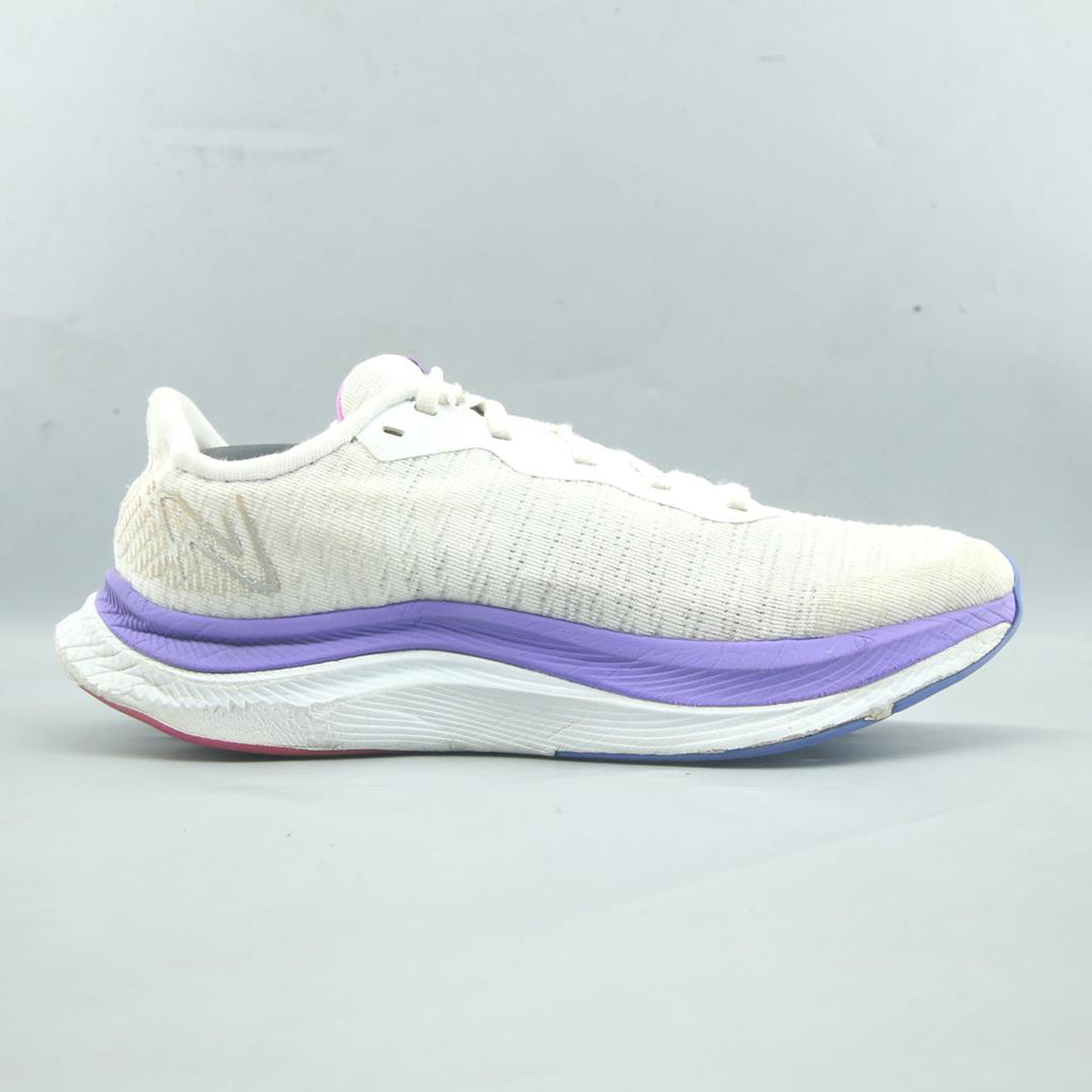 New Balance Fuelcell Propel V4