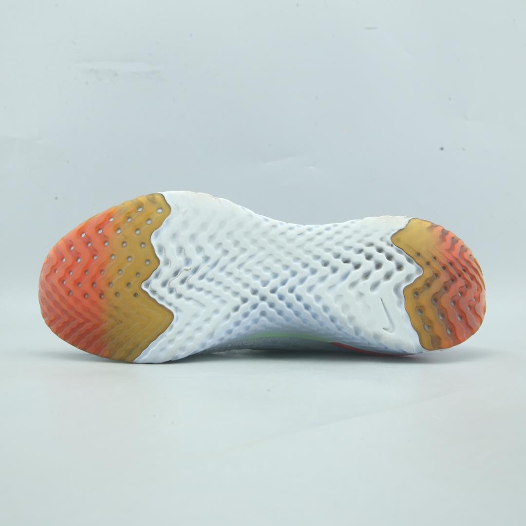 Nike Epic React Flyknit 2