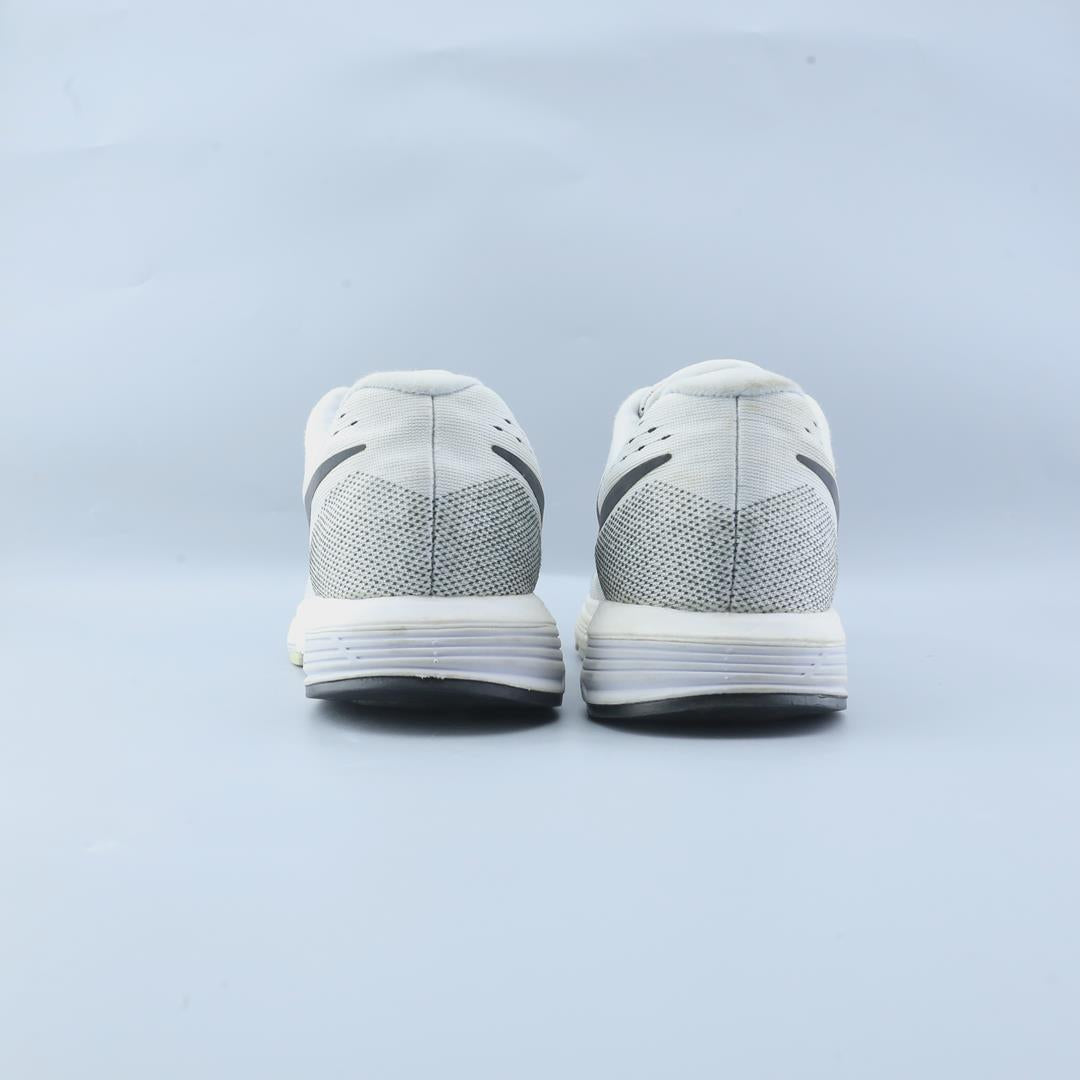 Nike Zoom Vomero 11