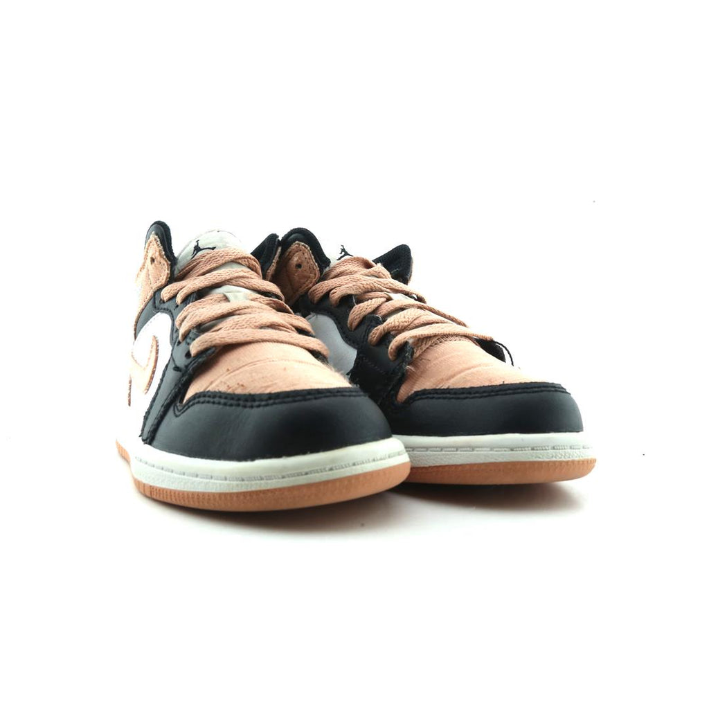 Nike Jordan 1 Mid