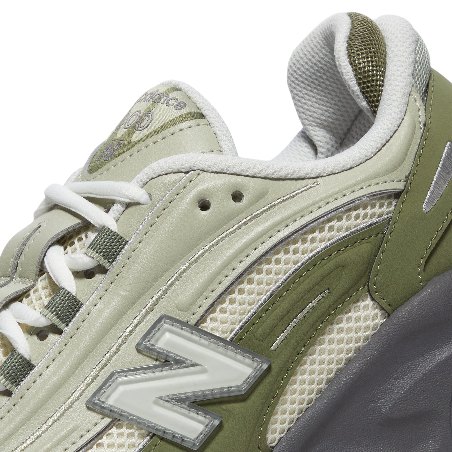 New Balance 1000 (Dark Olivine)