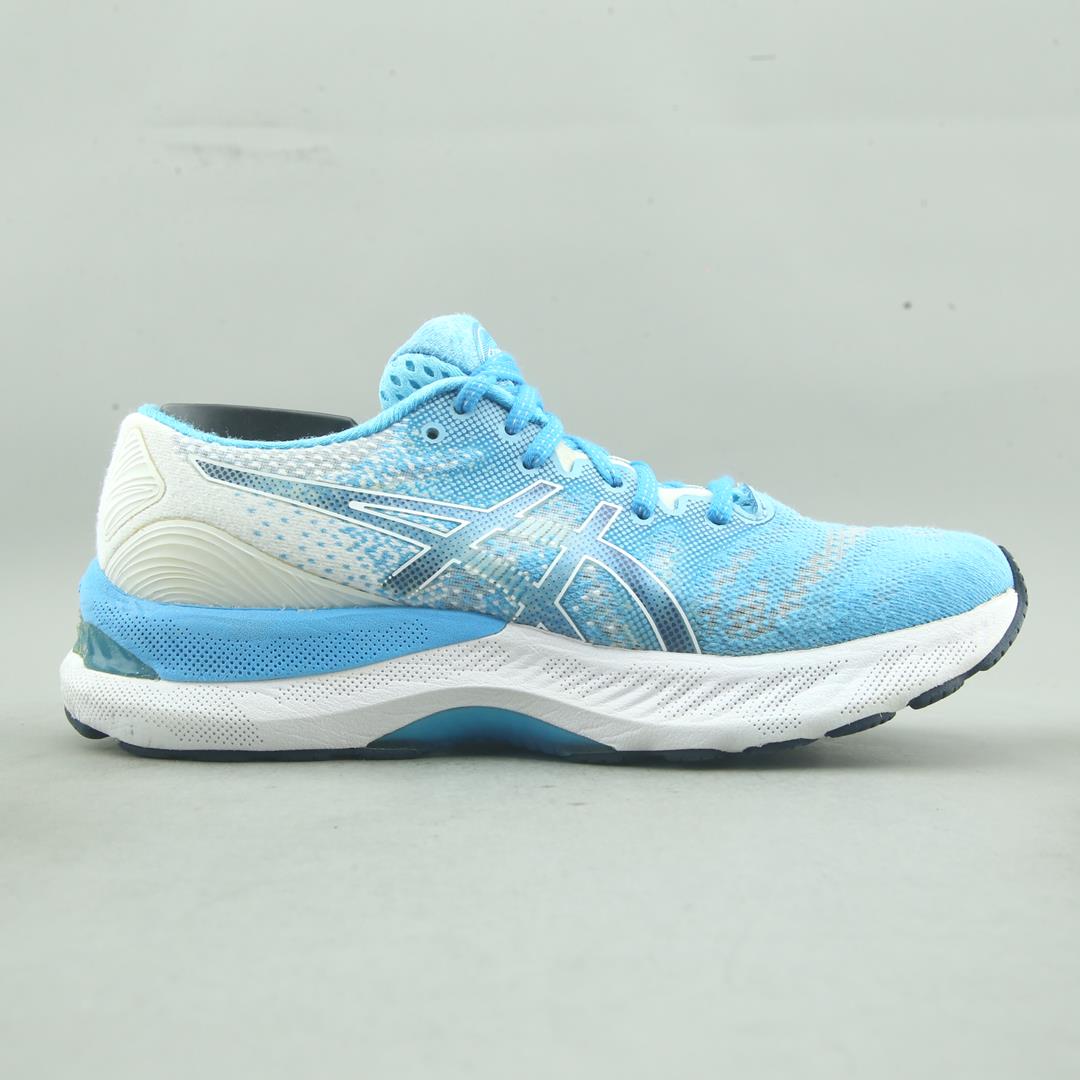 Asics Gel-Nimbus 23