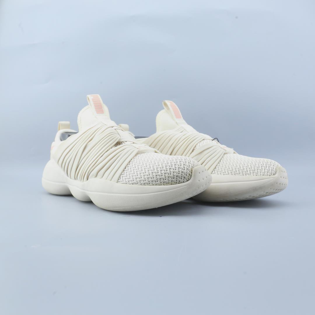 Puma Flourish