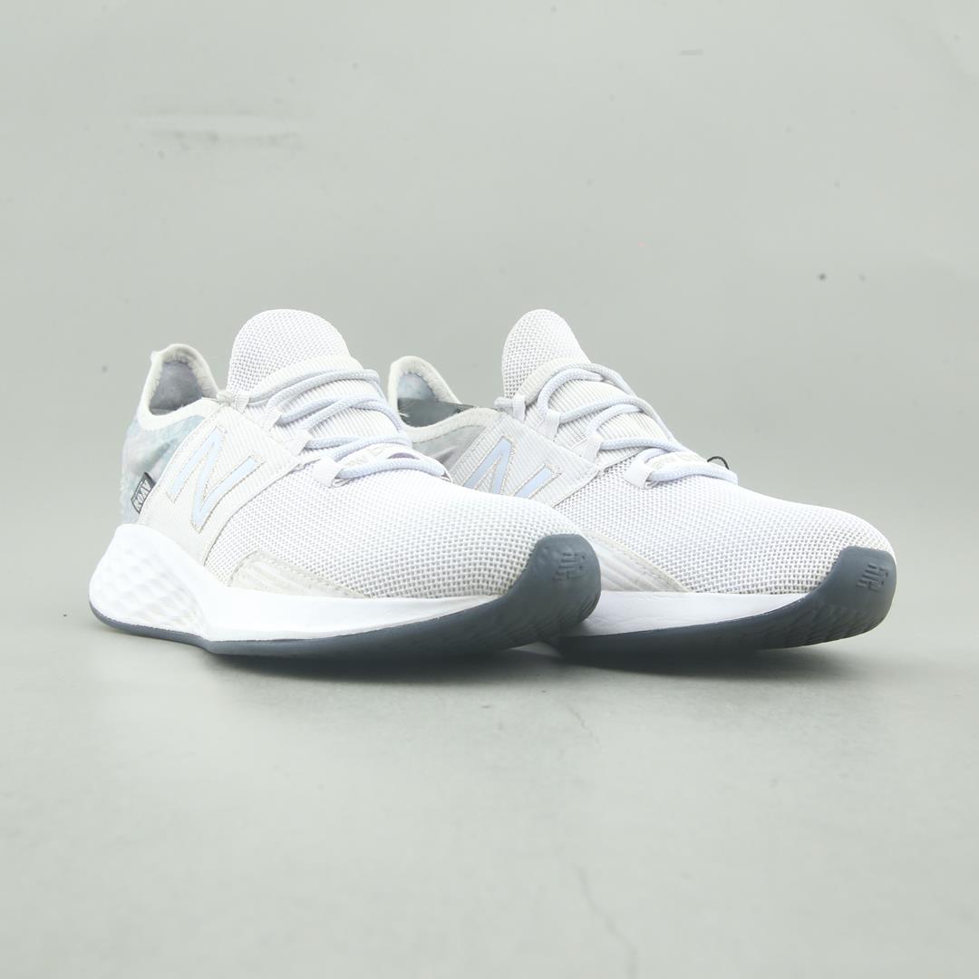New Balance Fresh Foam Roav
