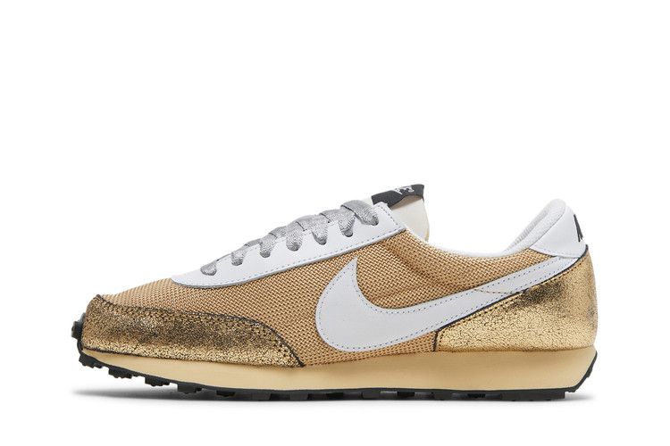 Nike Daybreak Golden Gals (Women's)