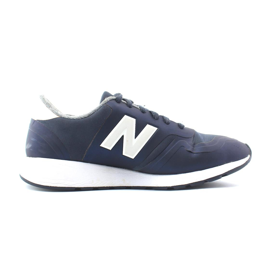 New Balance 420