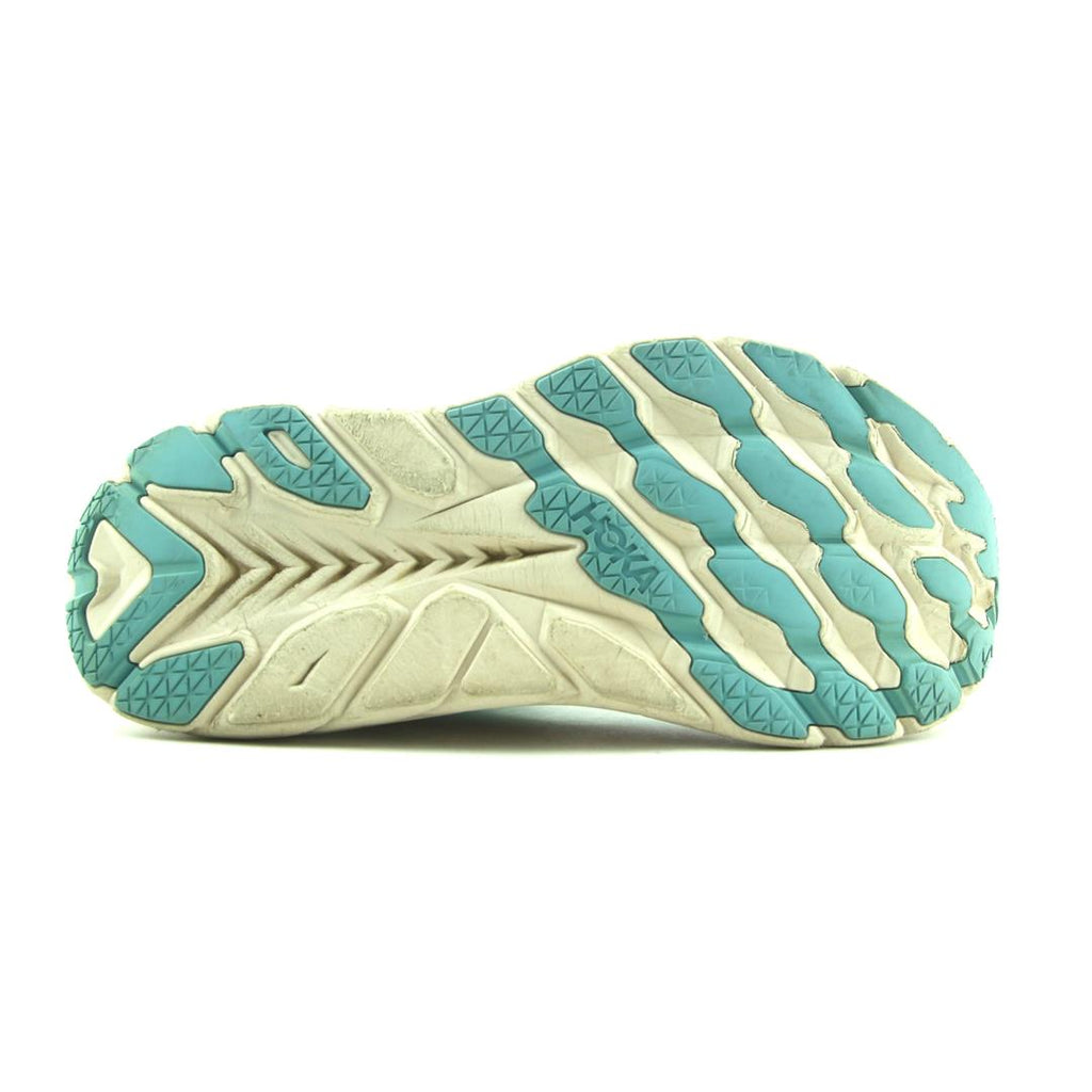 Hoka One One Clifton 8