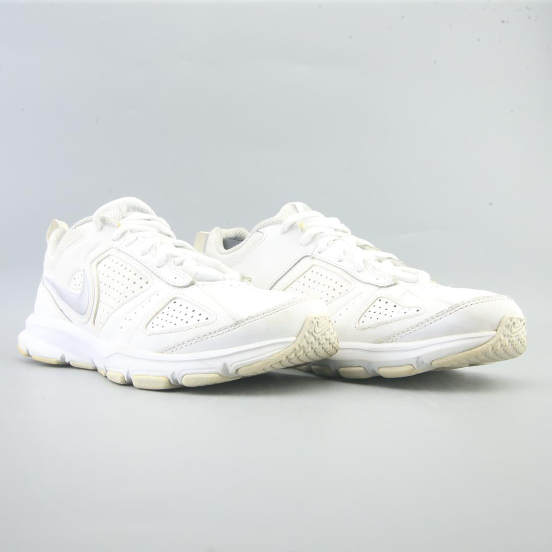 Nike T-Lite Xi
