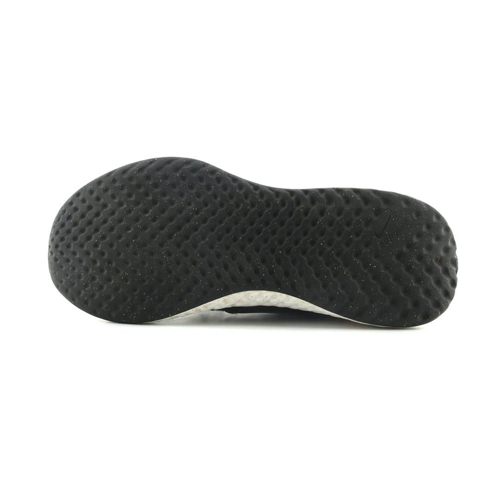 Nike Revolution 5