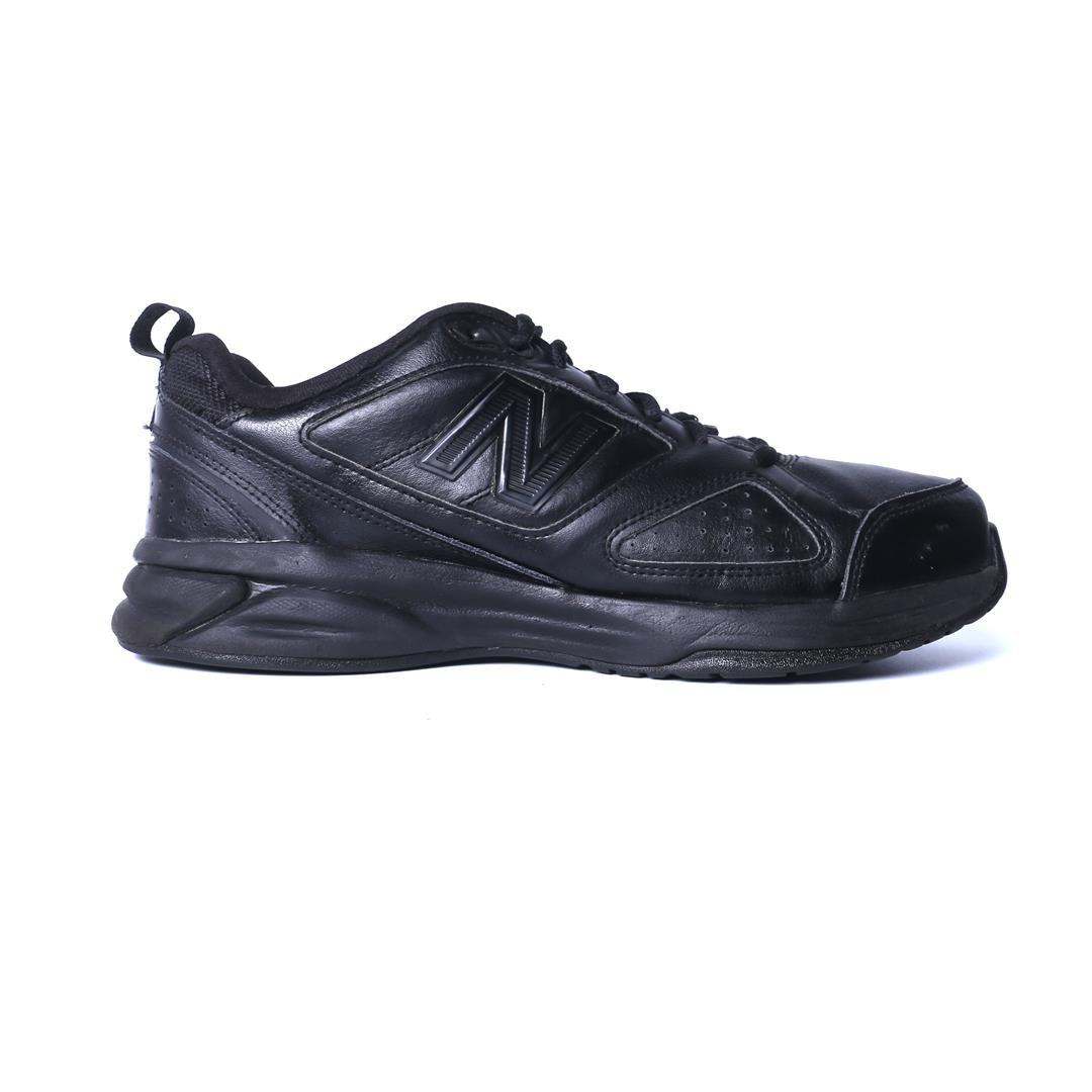 New Balance 624V4