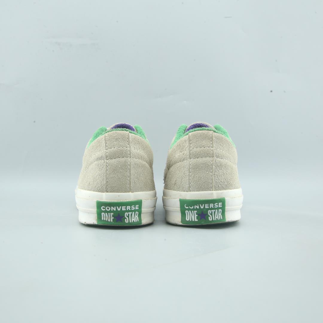 Converse One Star