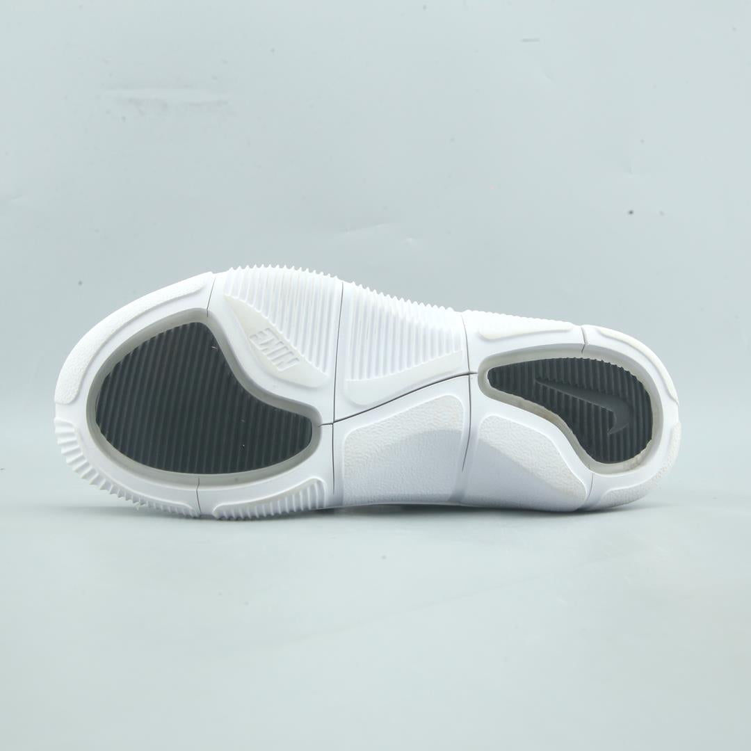 Nike Acalme