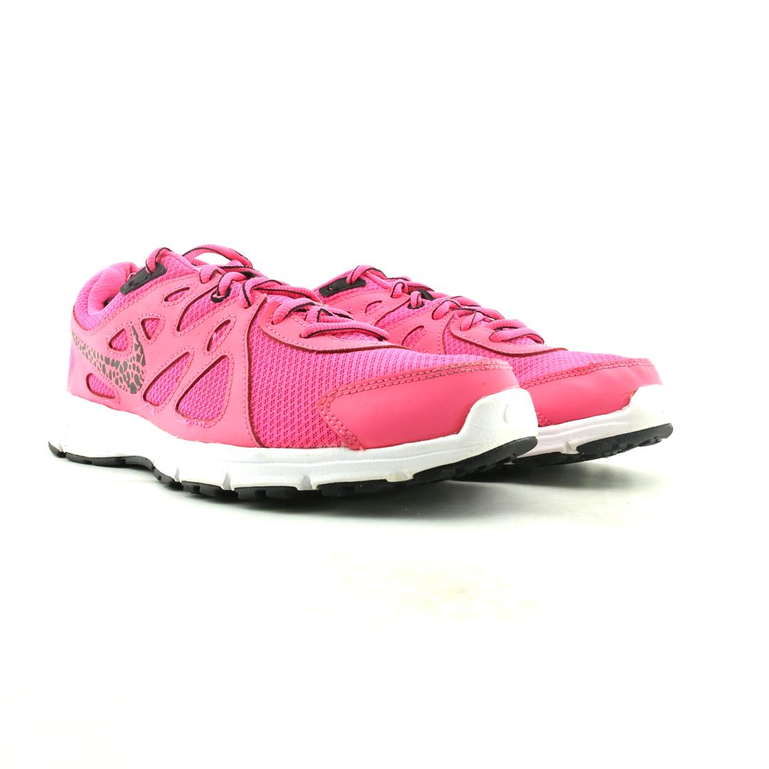 Nike Revolution 2