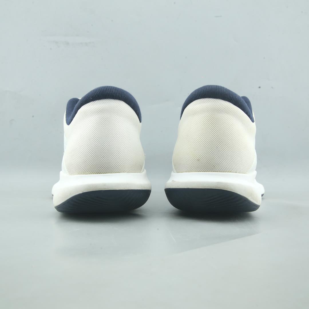 New Balance 896 V4
