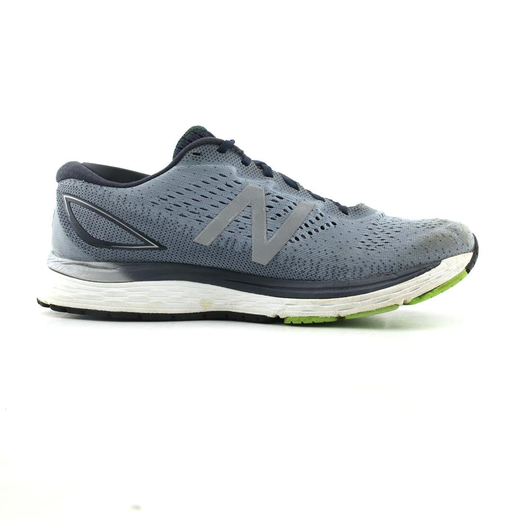 New Balance 880V9