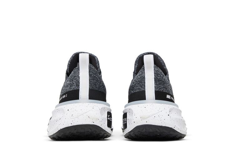 Nike ZoomX Invincible Run 3 Oreo