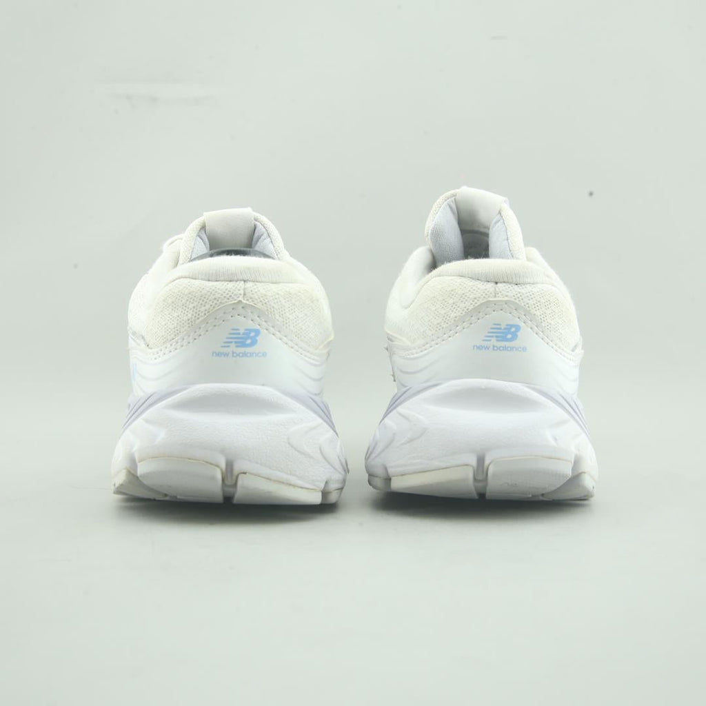 New Balance 840V3