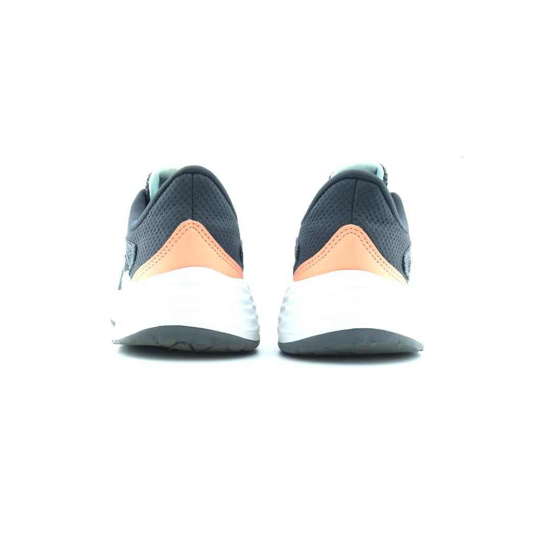 New Balance Fresh Foam Evare V1