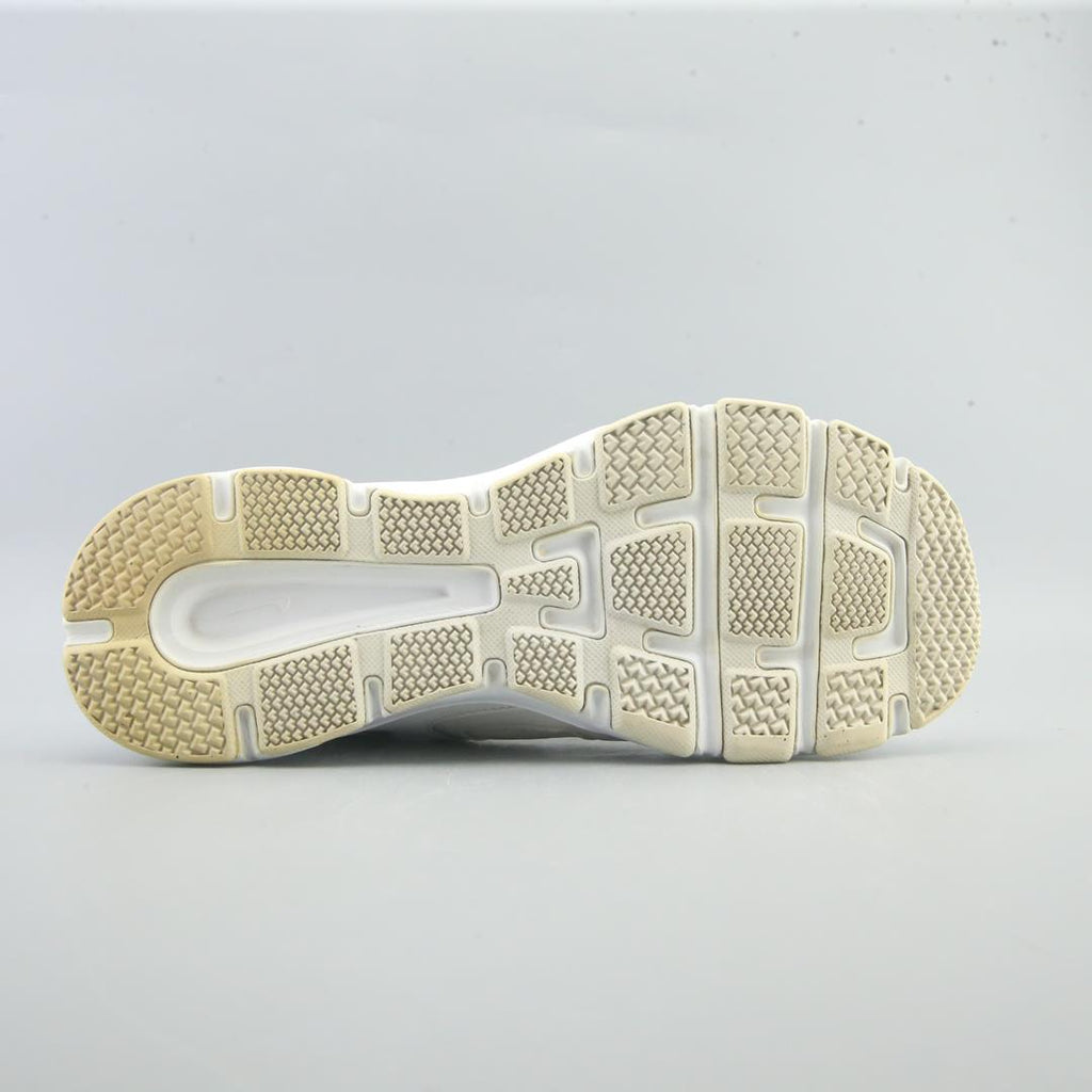 Nike T-Lite Xi