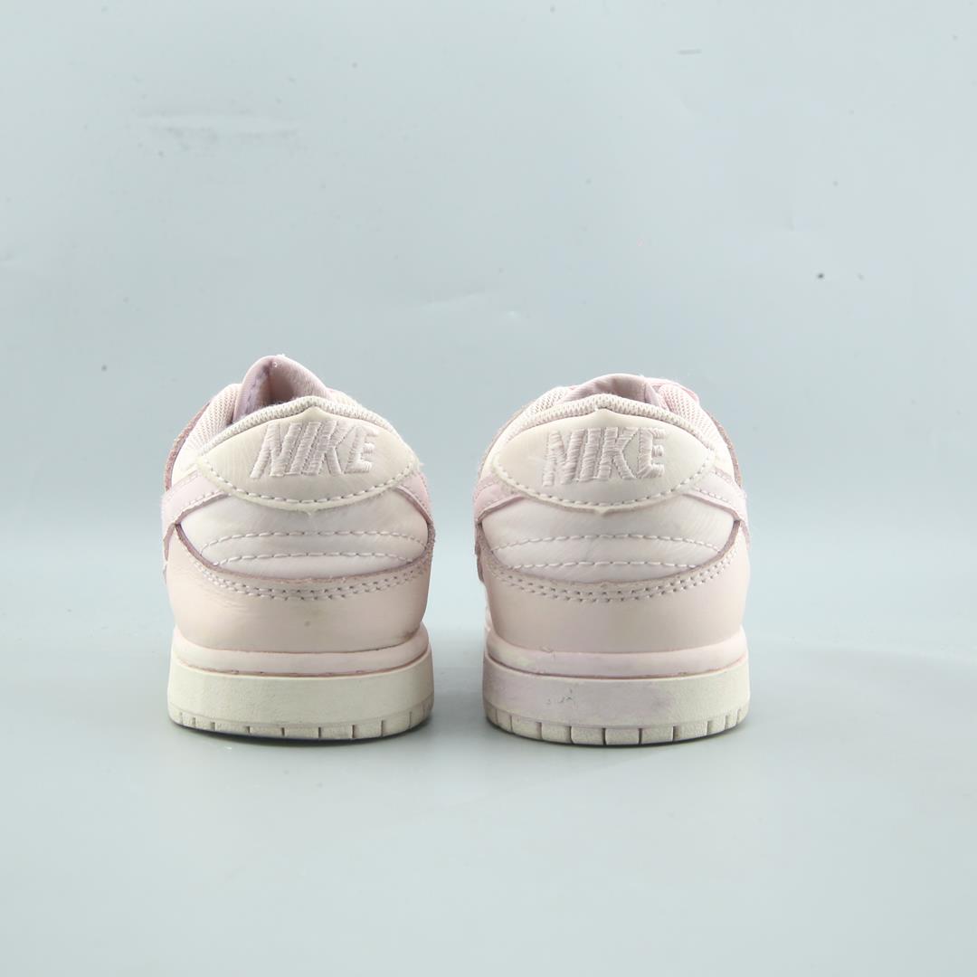 Nike Dunk Low Se