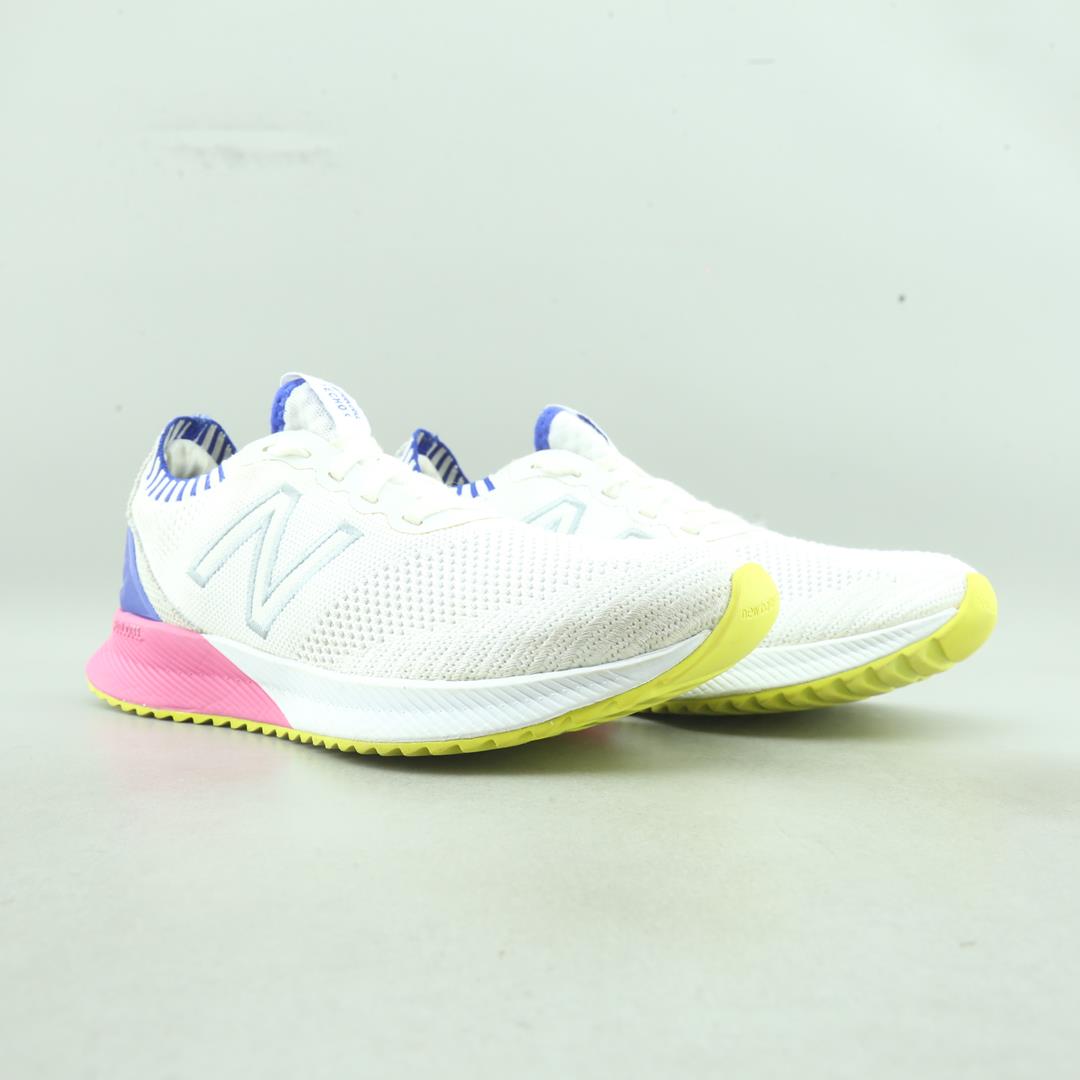 New Balance Fuelcell Echo