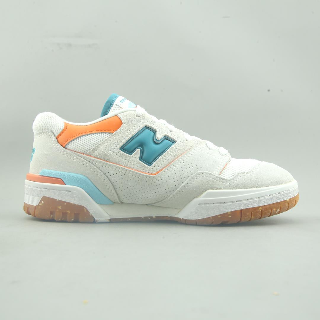 New Balance 550