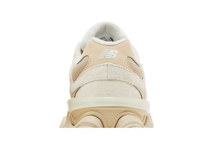 New Balance 9060 Beige