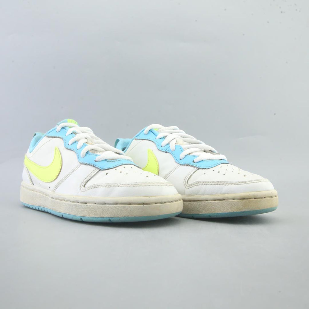 Nike Court Borough Low 2