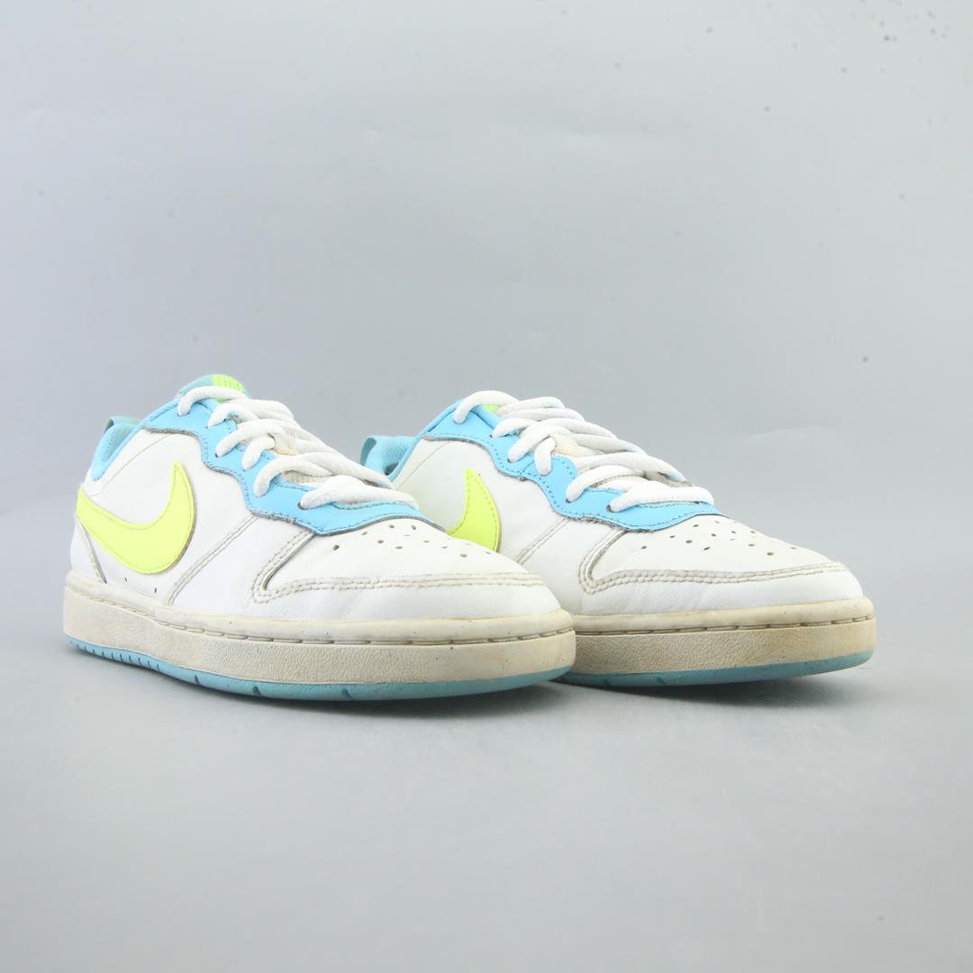 Nike Court Borough Low 2