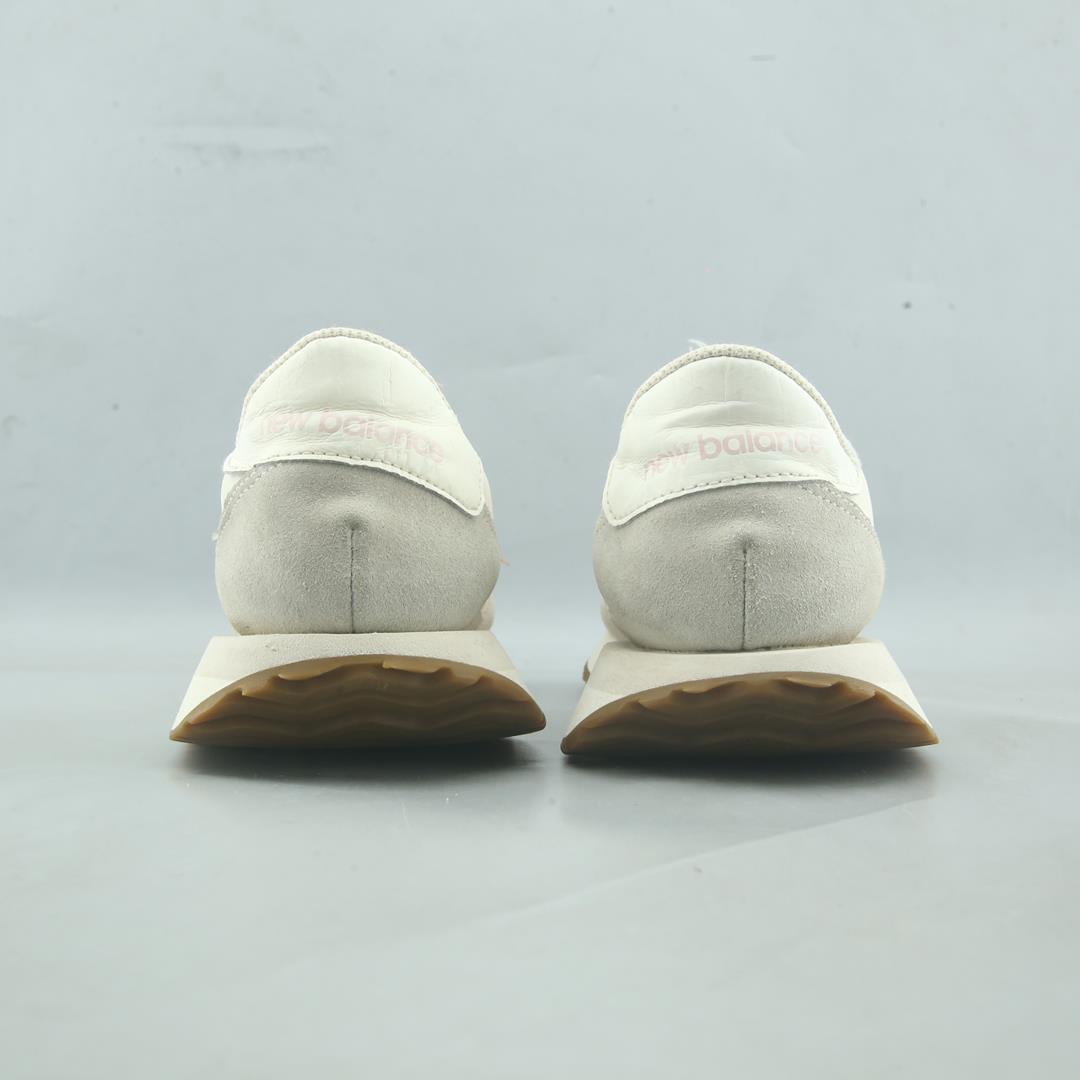 New Balance 237