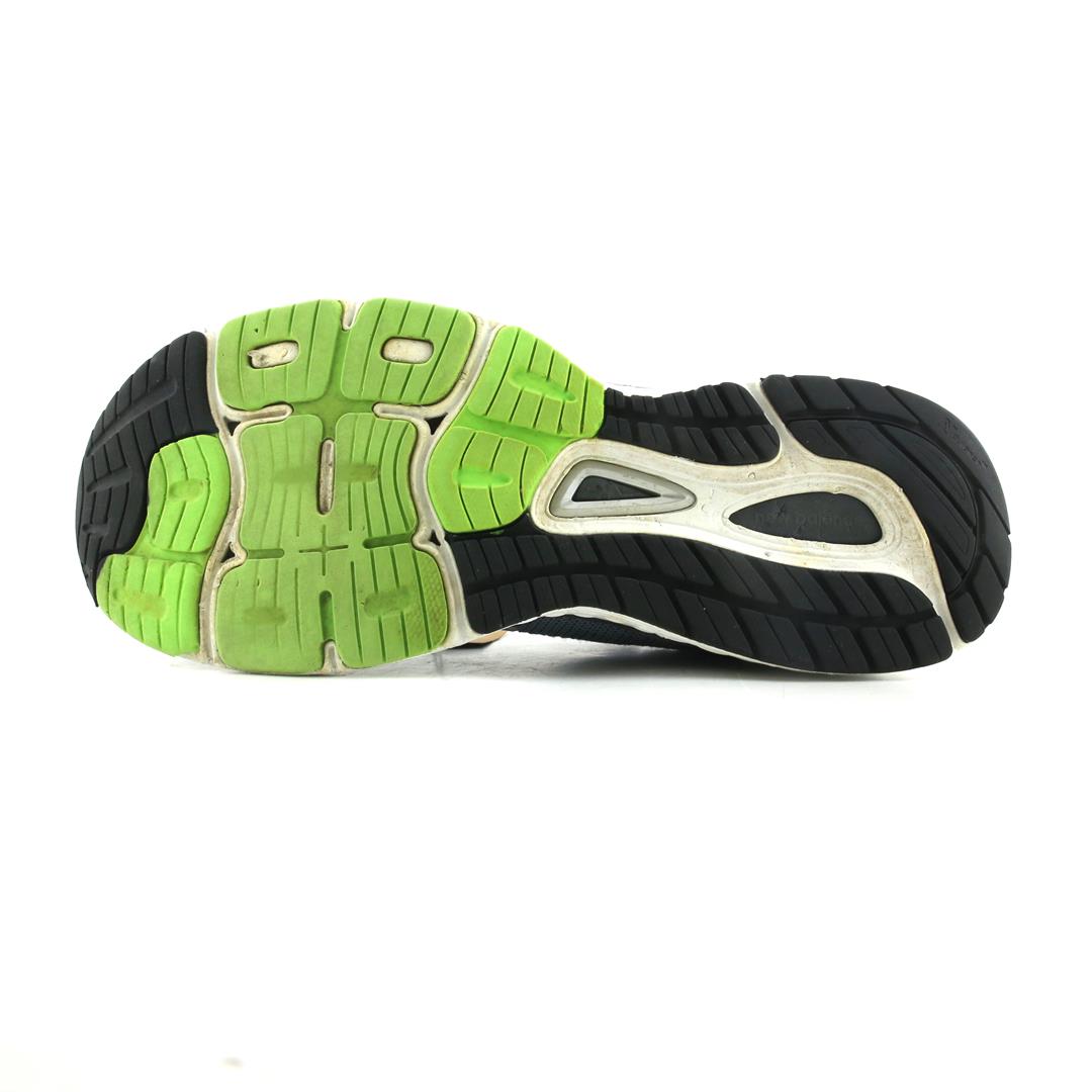 New Balance 880V9