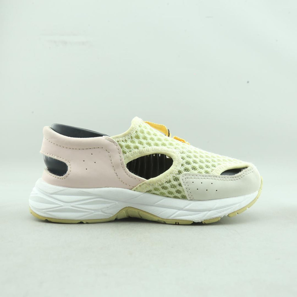 Asics Contend
