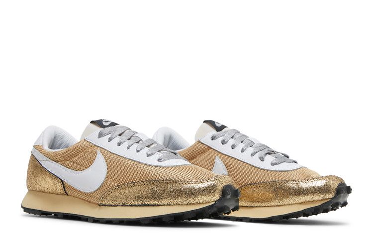 Nike Daybreak Golden Gals (Women's)