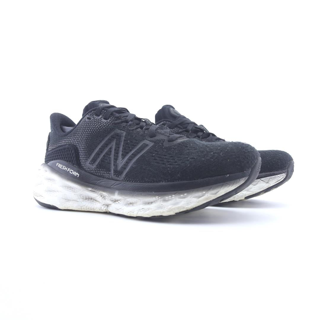 New Balance Resh Foam More V3