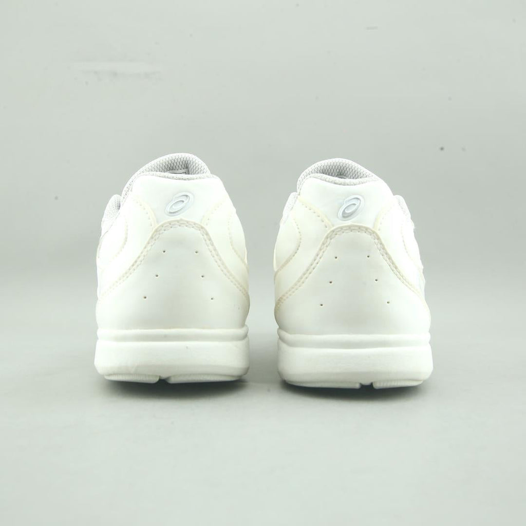 Asics Cheer 8