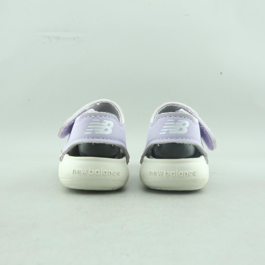 New Balance Visible