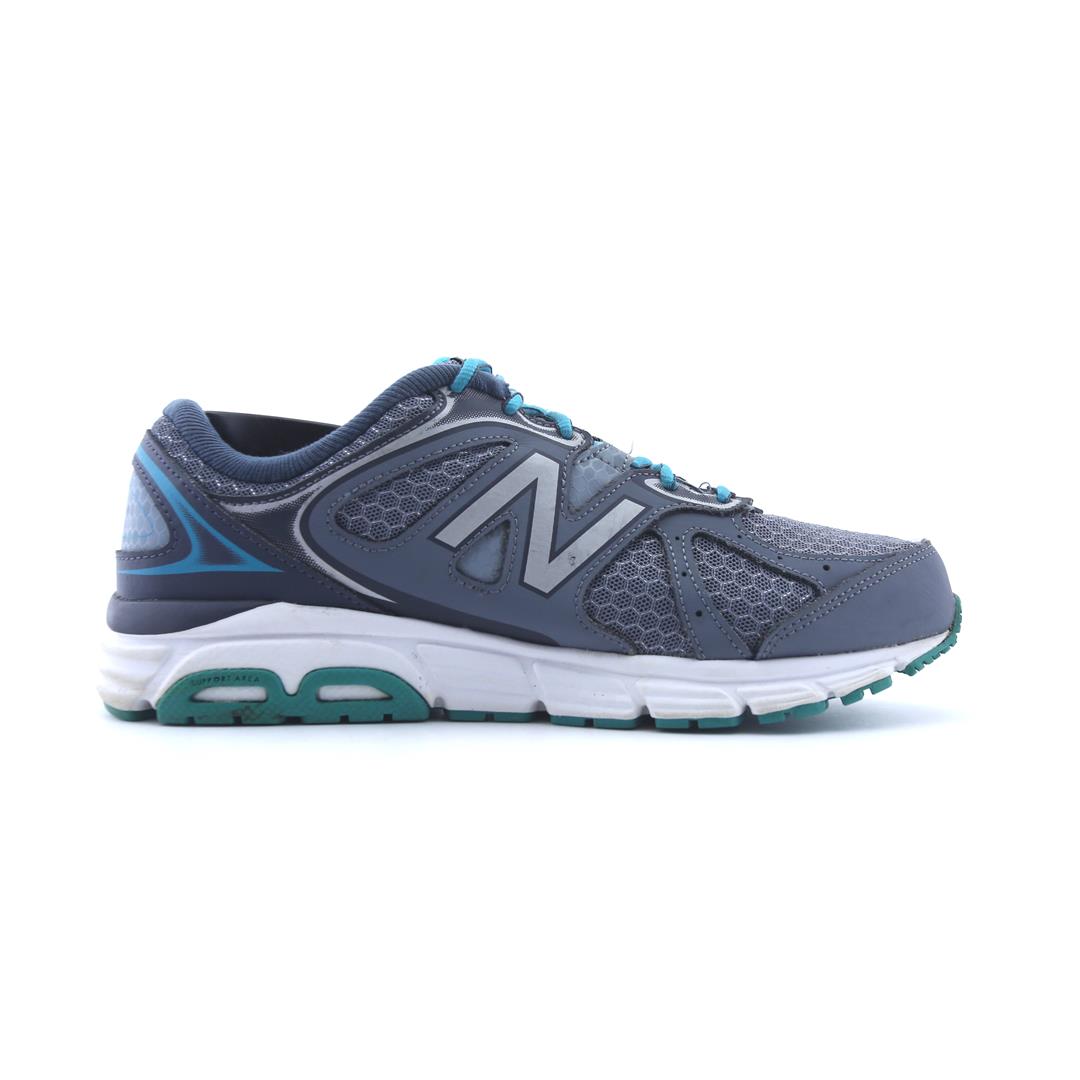 New Balance 560V6