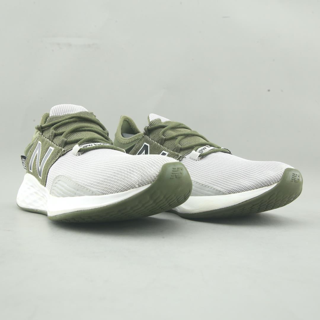 New Balance Fresh Foam Roav V1