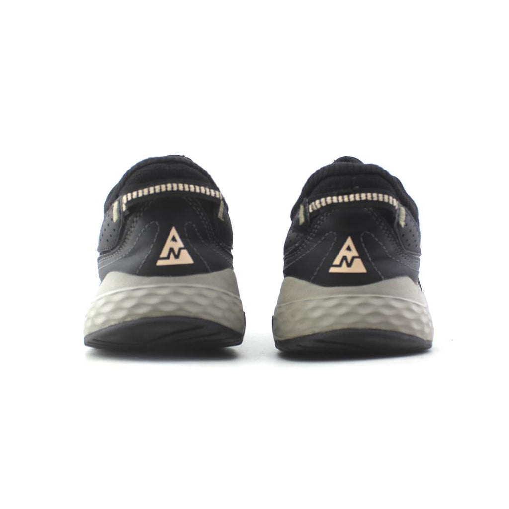 New Balance 410 V7