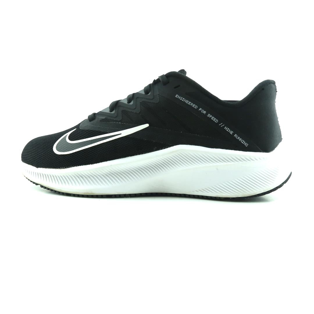Nike Quest 3