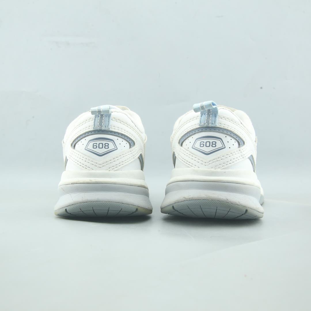 New Balance 680V5