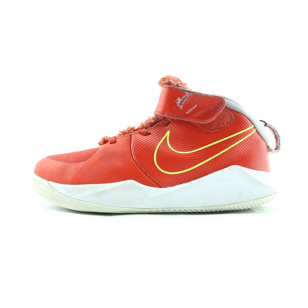 Nike Team Hustle D 9