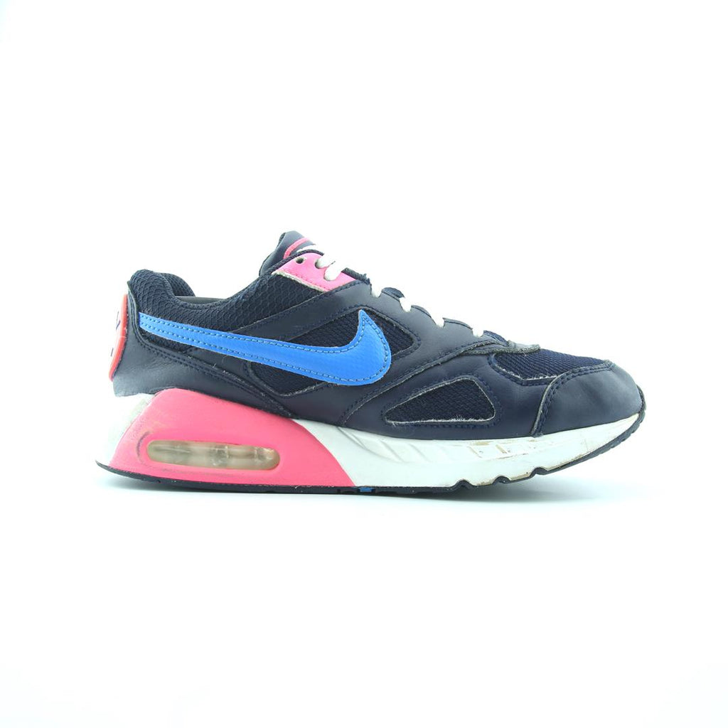 Nike Air Max Ivo