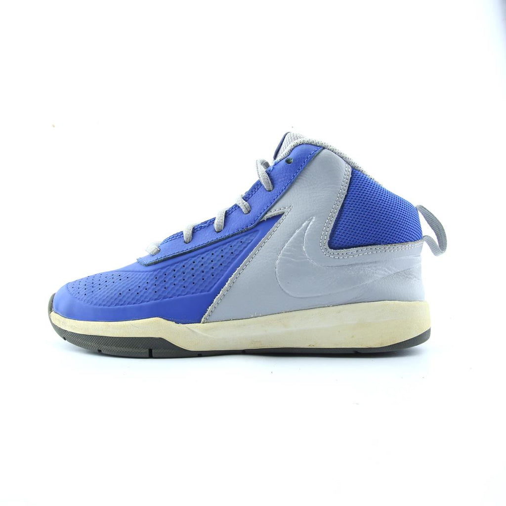 Nike Team Hustle D 7